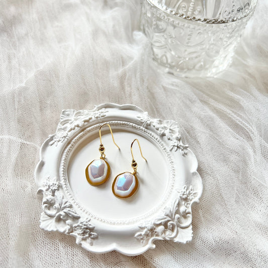 Mermaidland.offical Earrings Irregular Pearl